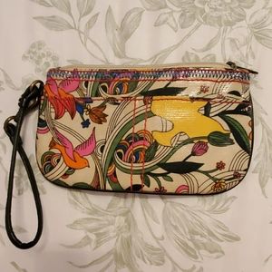Wristlet bag